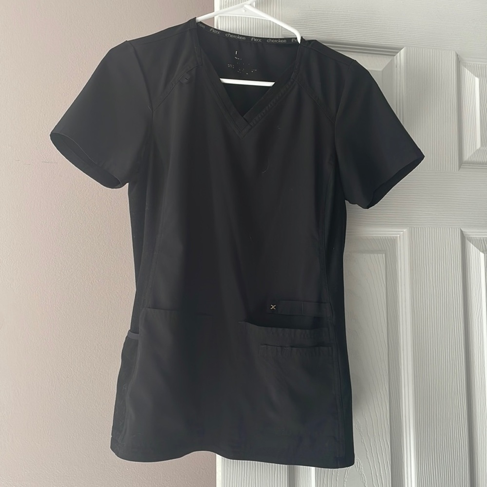Cherokee iflex scrub top